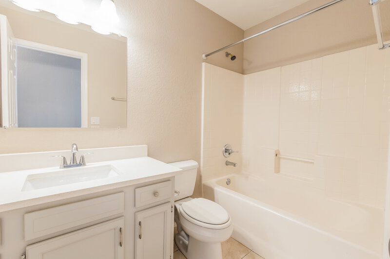 2,370/Mo, 1151 E Jupiter Pl Chandler, AZ 85225 Bathroom View