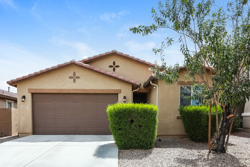 1,895/Mo, 4411 W Kirkland Ave San Tan Valley, AZ 85144 External View