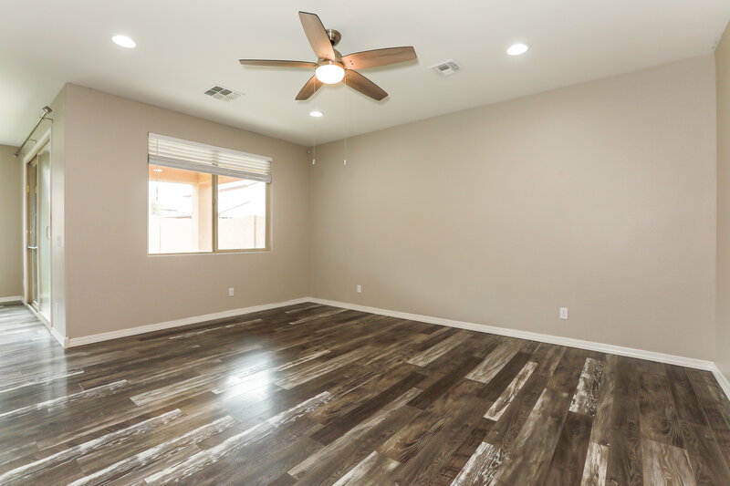 1,895/Mo, 4411 W Kirkland Ave San Tan Valley, AZ 85144 Living Room View