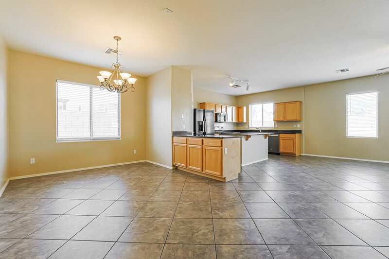 2,440/Mo, 3705 E Jaguar Ave Gilbert, AZ 85298 Dining Room View