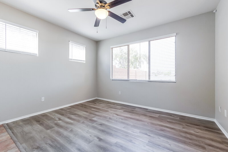 1,885/Mo, 1312 S Boulder Ct Unit B Gilbert, AZ 85296 Living Room View