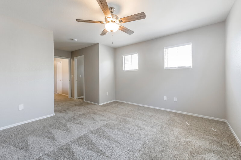 1,885/Mo, 1312 S Boulder Ct Unit B Gilbert, AZ 85296 Main Bedroom View