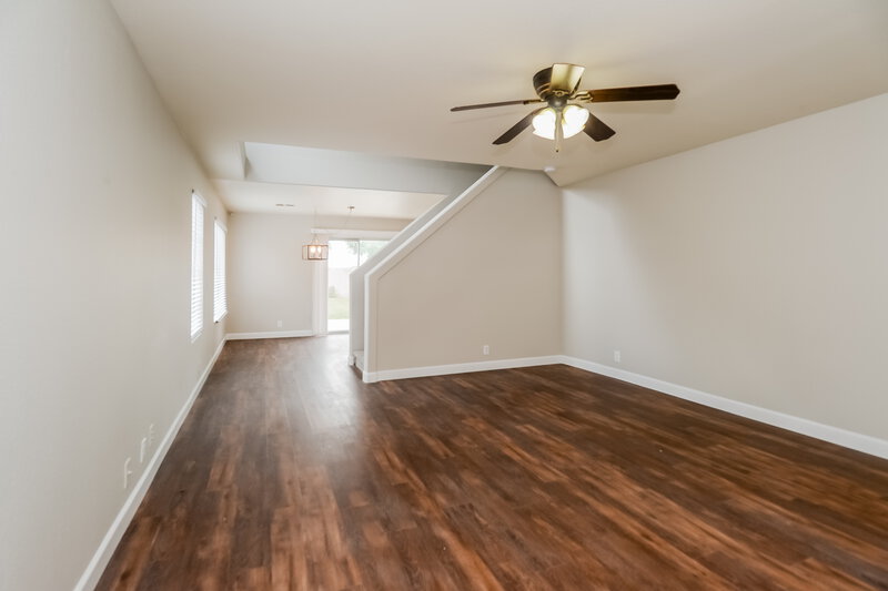 2,185/Mo, 1344 S Portland Ave Gilbert, AZ 85296 Living Room View