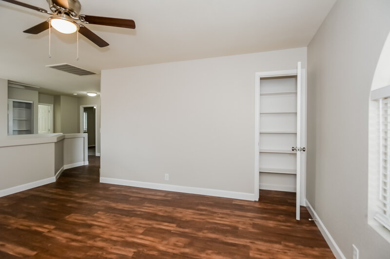 2,185/Mo, 1344 S Portland Ave Gilbert, AZ 85296 Family Room View