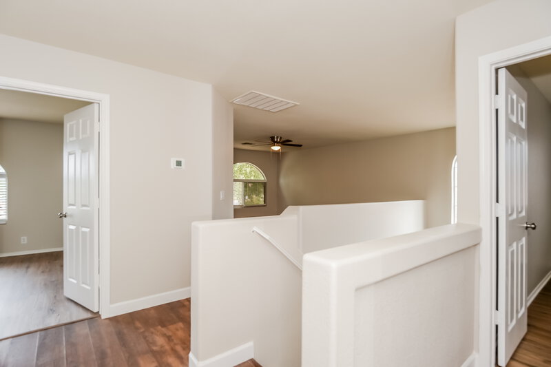 2,185/Mo, 1344 S Portland Ave Gilbert, AZ 85296 Loft View