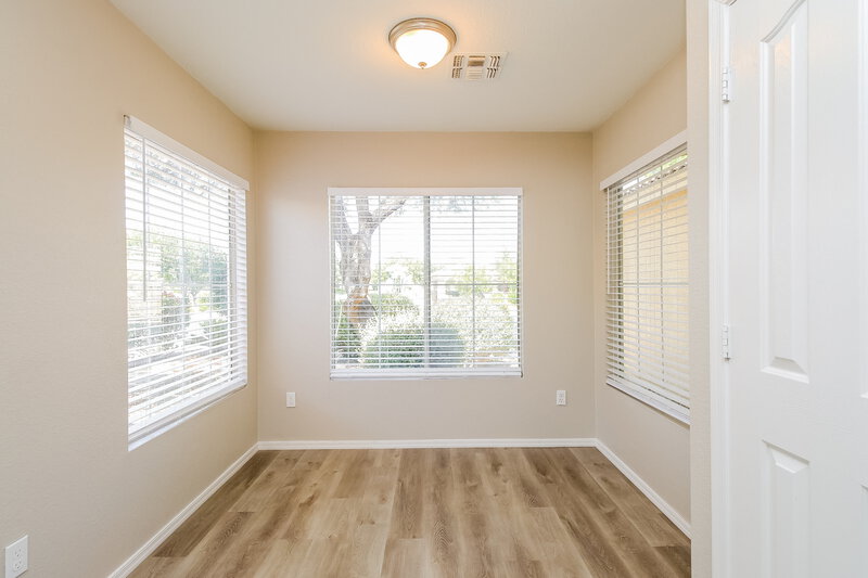 3,220/Mo, 2103 S Drexel Mesa, AZ 85209 Misc View 3