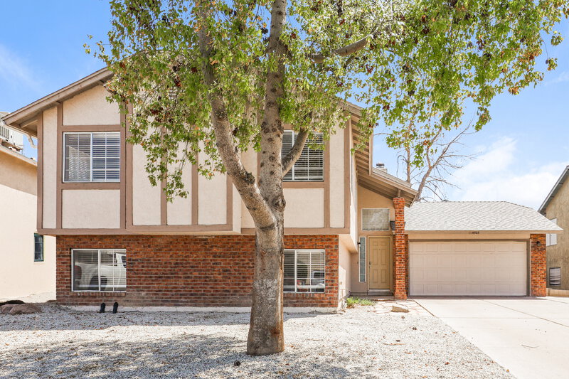 2,525/Mo, 8925 W Virginia Ave Phoenix, AZ 85037 External View