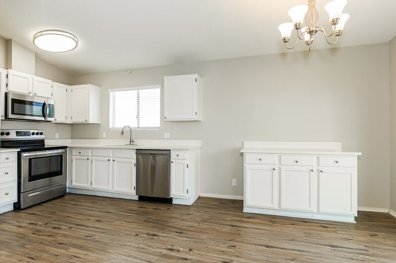 2,525/Mo, 8925 W Virginia Ave Phoenix, AZ 85037 Breakfast Nook View