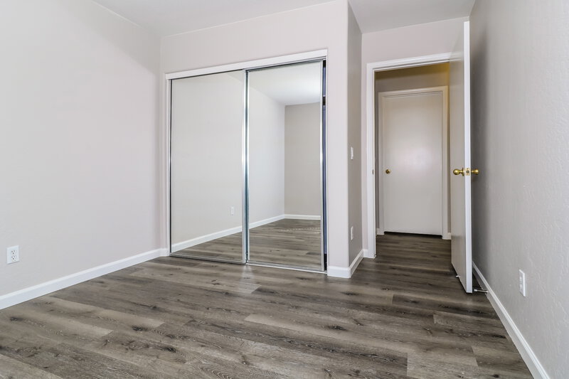 2,230/Mo, 2201 S 82nd Ln Phoenix, AZ 85043 Bedroom View