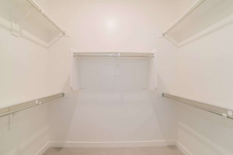 2,880/Mo, 16028 N 74th Ln Peoria, AZ 85382 Amenities View
