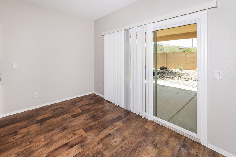 1,950/Mo, 21234 N 94th Ln Peoria, AZ 85382 Dining Room View 2