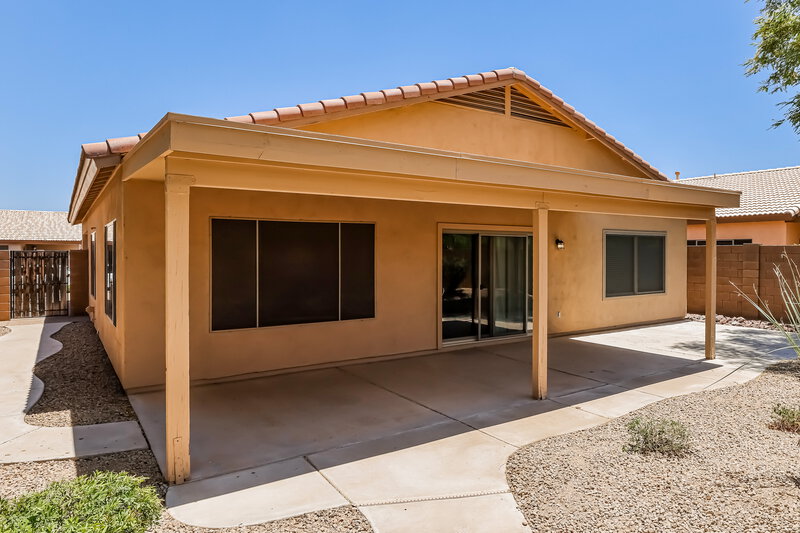 1,950/Mo, 21234 N 94th Ln Peoria, AZ 85382 Rear View