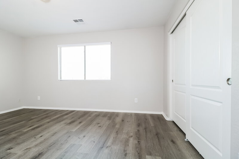 2,550/Mo, 4620 W Ellis St Laveen, AZ 85339 Bedroom View