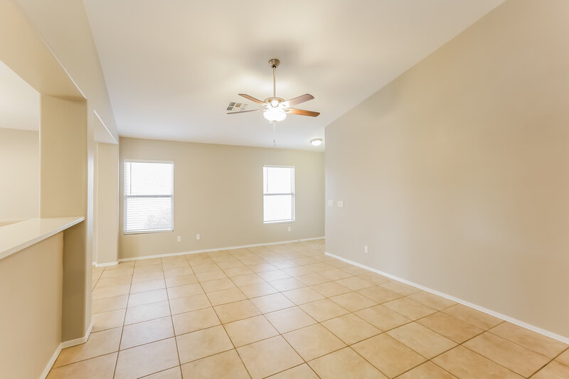1,795/Mo, 13301 N 123rd Ln El Mirage, AZ 85335 Living Room View