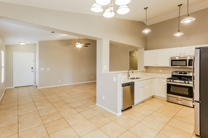 1,795/Mo, 13301 N 123rd Ln El Mirage, AZ 85335 Dining Room View