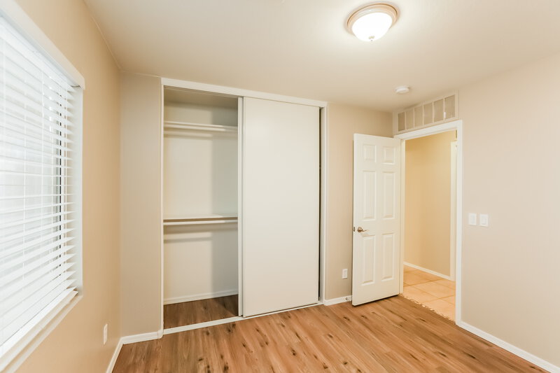 1,795/Mo, 13301 N 123rd Ln El Mirage, AZ 85335 Bedroom View