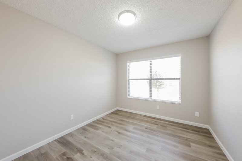 2,080/Mo, 18246 N 87th Dr Peoria, AZ 85382 Bedroom View 2