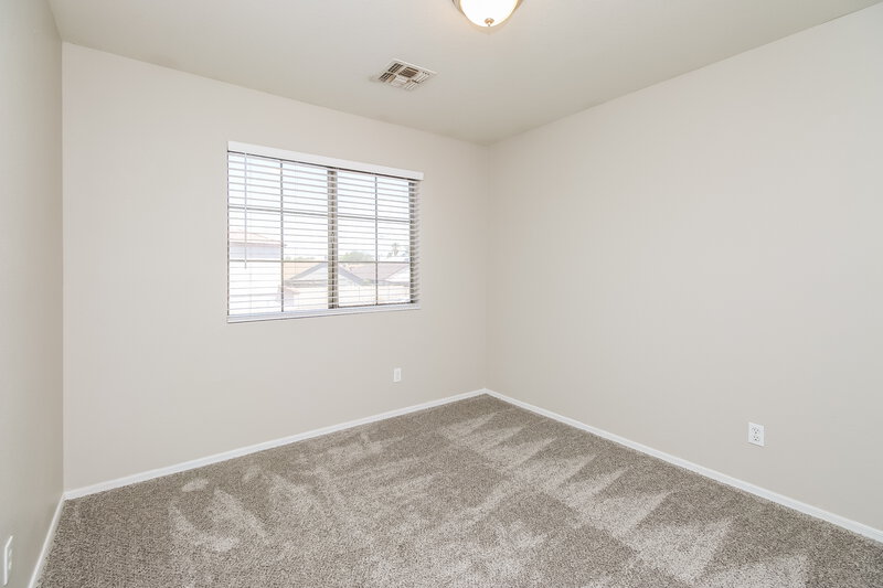 2,065/Mo, 2156 N 30th St Mesa, AZ 85213 Bedroom View