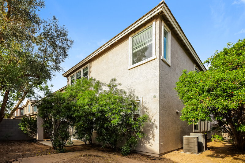 2,295/Mo, 1303 E Julian Dr Gilbert, AZ 85295 Rear View