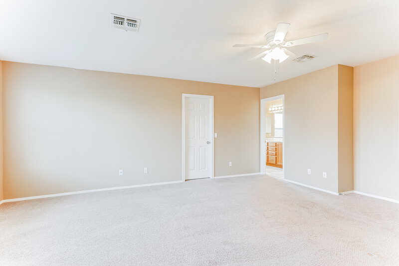 2,520/Mo, 3354 S Colt Dr Gilbert, AZ 85297 Main Bedroom View 2