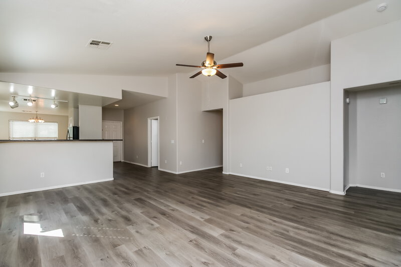 1,725/Mo, 13402 W Watson Ln Surprise, AZ 85379 Living Room View 2