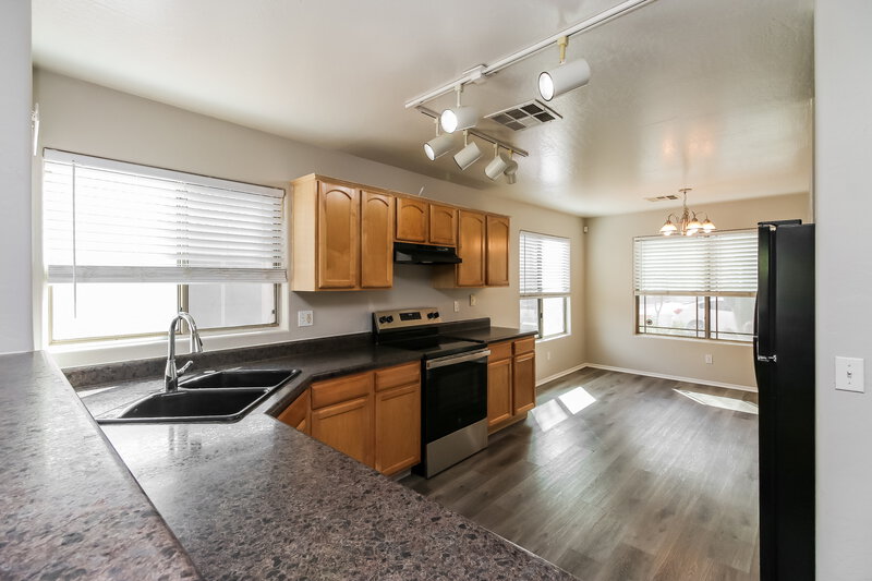 1,725/Mo, 13402 W Watson Ln Surprise, AZ 85379 Kitchen View