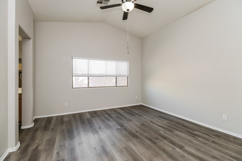 1,725/Mo, 13402 W Watson Ln Surprise, AZ 85379 Main Bedroom View