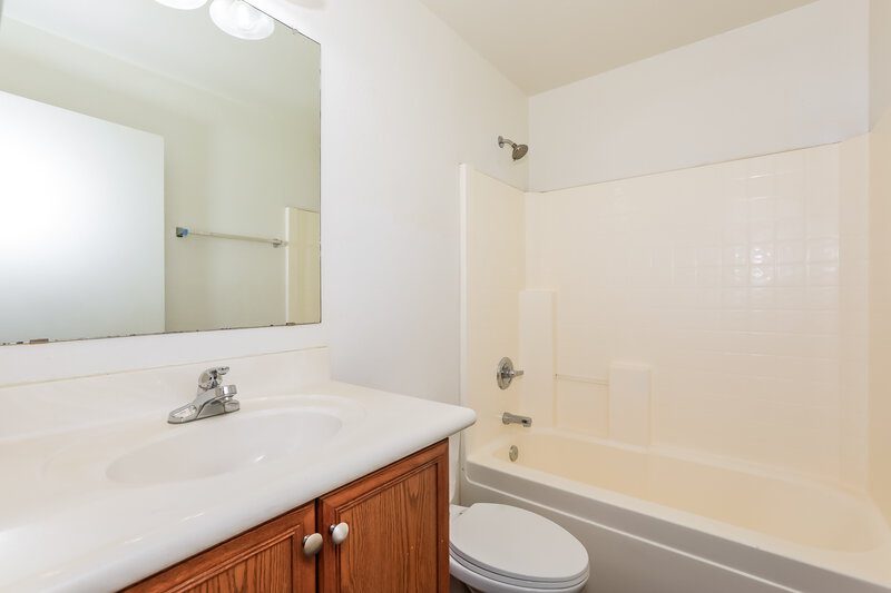 2,670/Mo, 4332 S Ponderosa Dr Gilbert, AZ 85297 Bathroom View