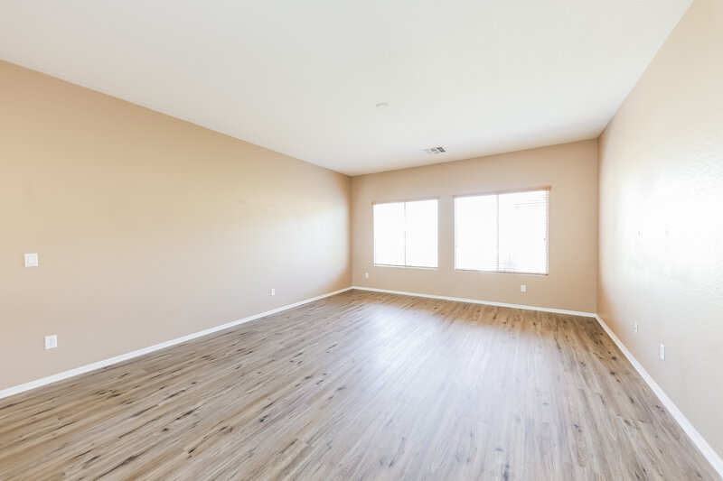 2,385/Mo, 10574 W Salter Dr Peoria, AZ 85382 Loft View