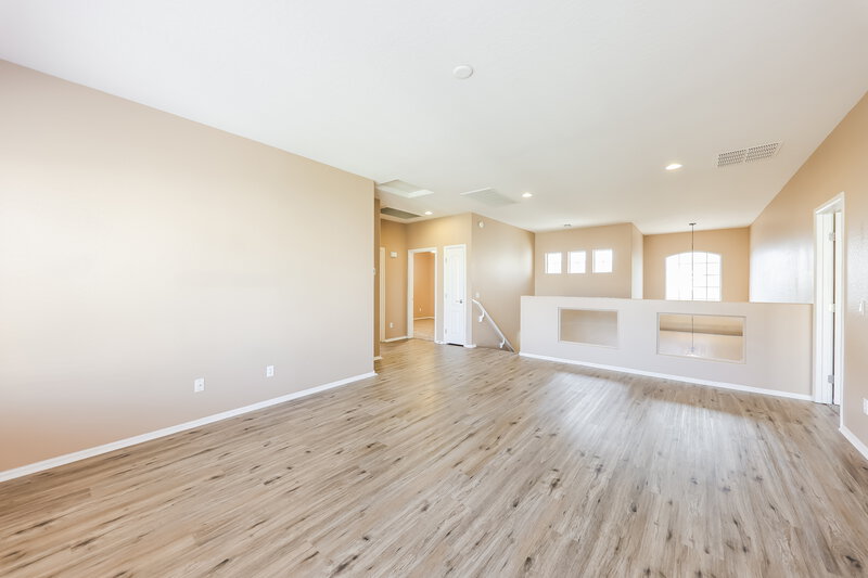 2,385/Mo, 10574 W Salter Dr Peoria, AZ 85382 Loft View 2