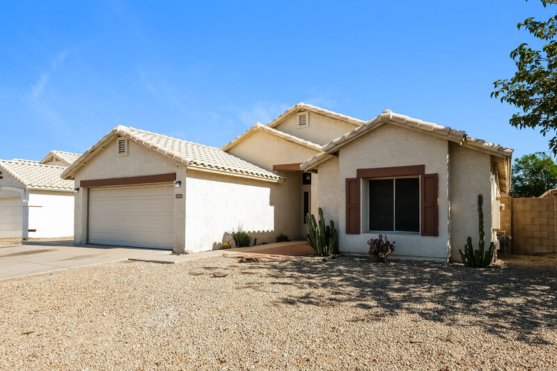 2,175/Mo, 10870 W Royal Palm Rd Peoria, AZ 85345 Front View