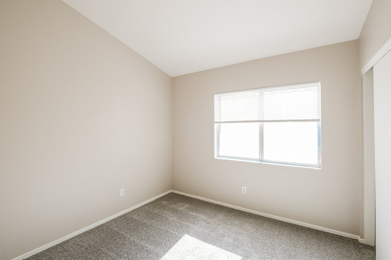 2,175/Mo, 10870 W Royal Palm Rd Peoria, AZ 85345 Bedroom View
