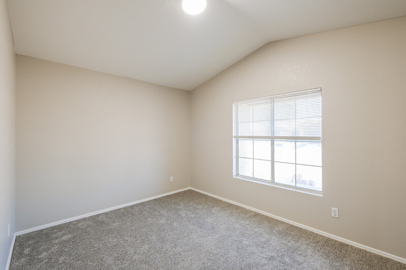2,175/Mo, 10870 W Royal Palm Rd Peoria, AZ 85345 Bedroom View 2