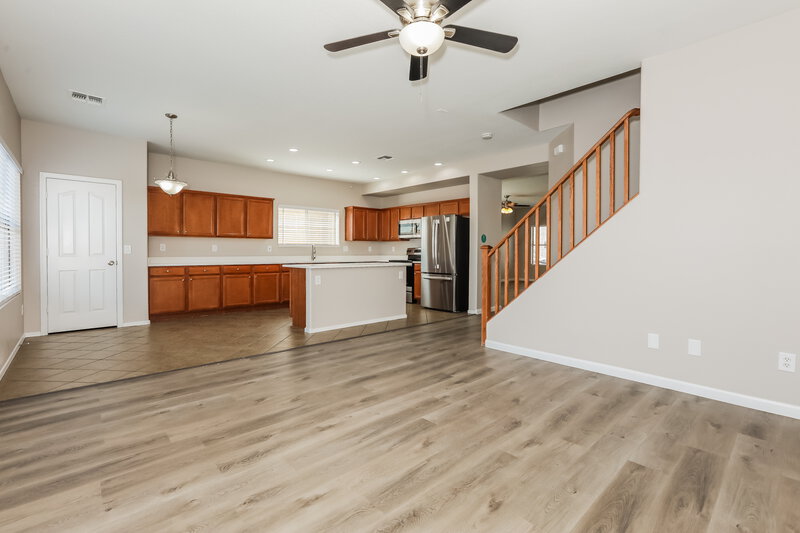 2,495/Mo, 8461 E Lindner Ave Mesa, AZ 85209 Living Room View 2
