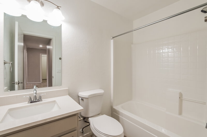 2,065/Mo, 16274 W Lupine Ave Goodyear, AZ 85338 Bathroom View