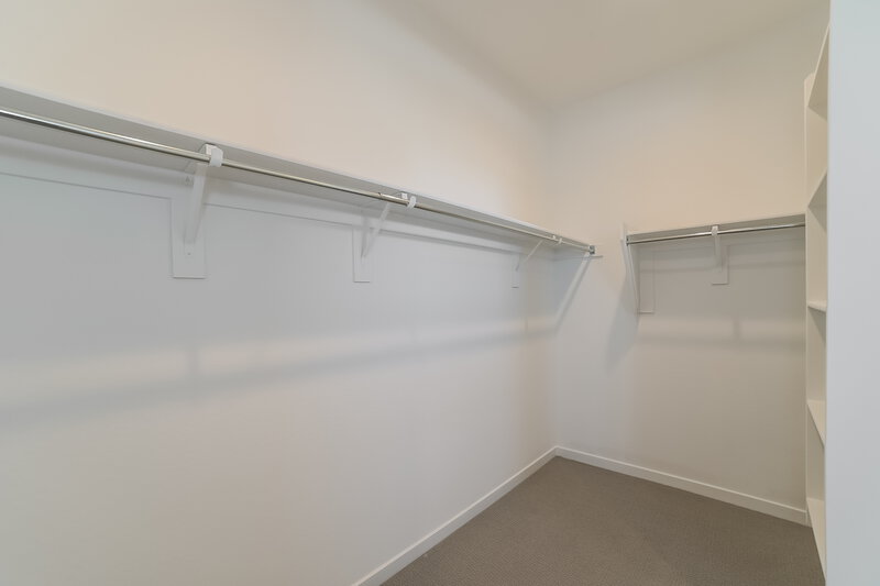 2,330/Mo, 5642 W Notch Hill Rd Laveen, AZ 85339 Closet View