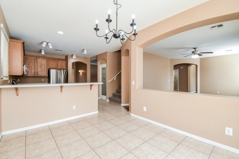 2,815/Mo, 10047 E Lakeview Ave Mesa, AZ 85209 Breakfast Nook View