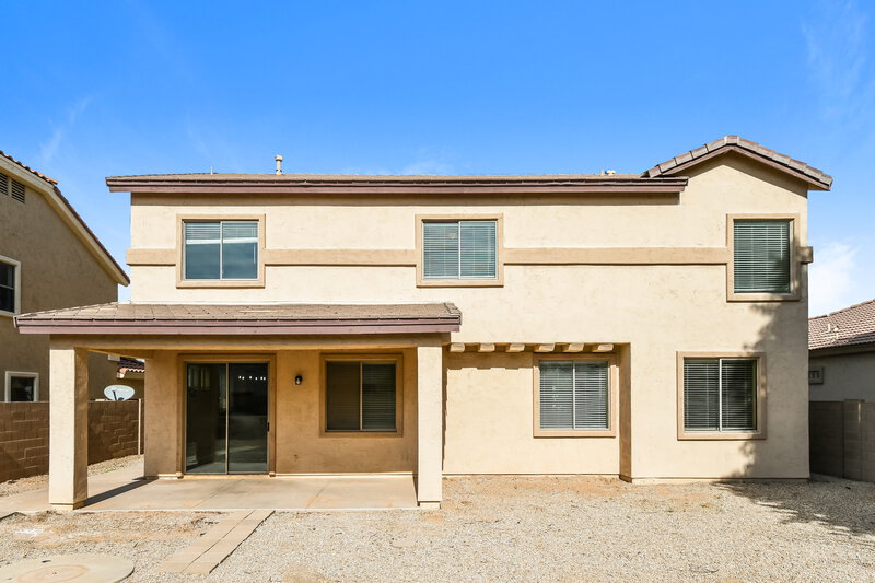 2,815/Mo, 10047 E Lakeview Ave Mesa, AZ 85209 Rear View 2