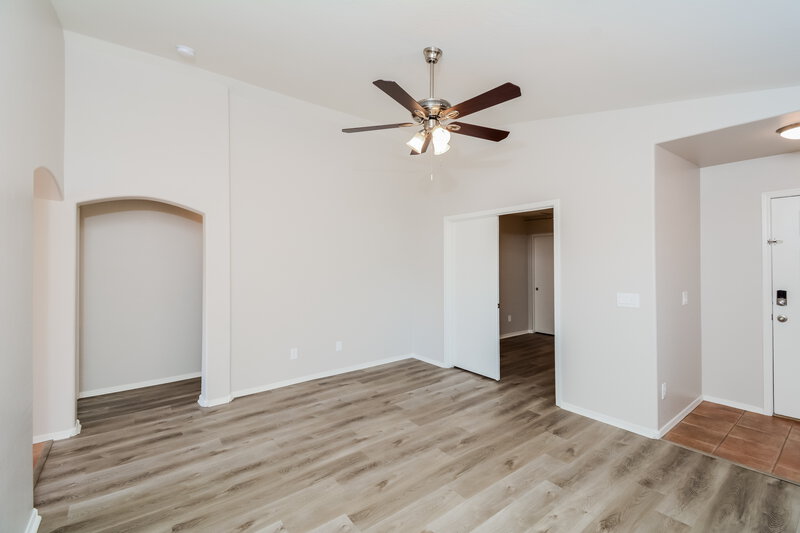 1,780/Mo, 12805 N 121st Dr El Mirage, AZ 85335 Bedroom View 2