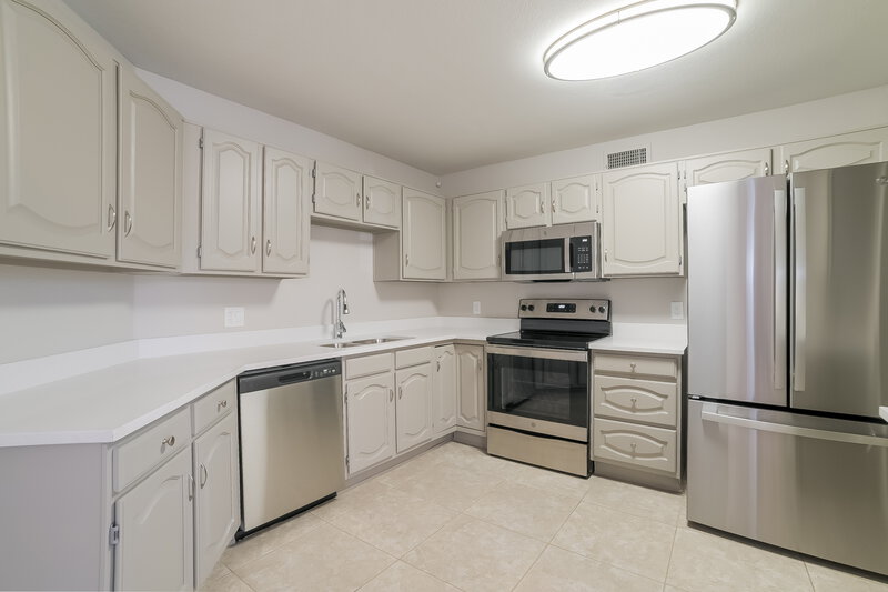 2,310/Mo, 14994 W Bottle Tree Ave Surprise, AZ 85374 Kitchen View