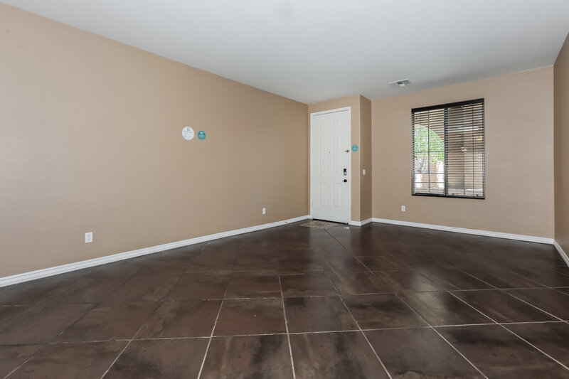 2,915/Mo, 4128 E Desert Sands Pl Chandler, AZ 85249 Living Room View 2