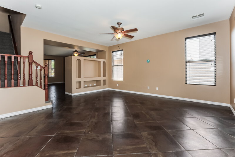 2,915/Mo, 4128 E Desert Sands Pl Chandler, AZ 85249 Living Room View 4