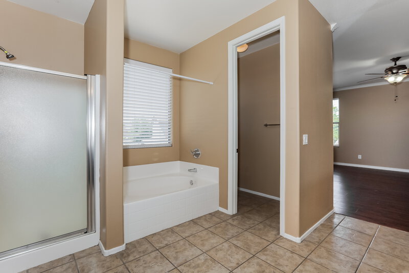 2,915/Mo, 4128 E Desert Sands Pl Chandler, AZ 85249 Main Bathroom View 2