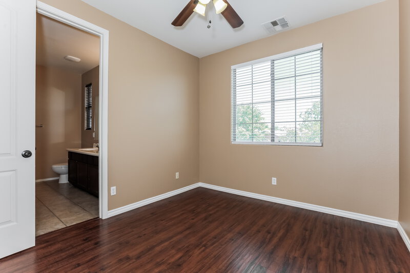 2,915/Mo, 4128 E Desert Sands Pl Chandler, AZ 85249 Bedroom View 2