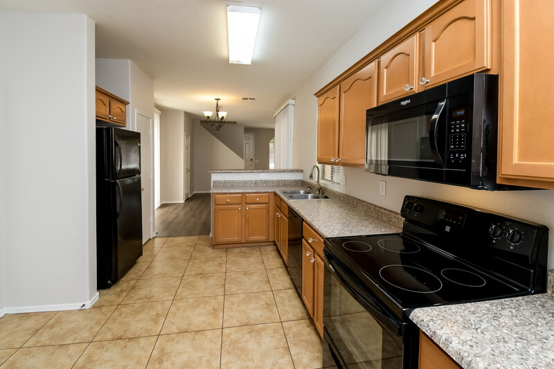 2,040/Mo, 9042 E Garnet Ave Mesa, AZ 85209 Kitchen View 2