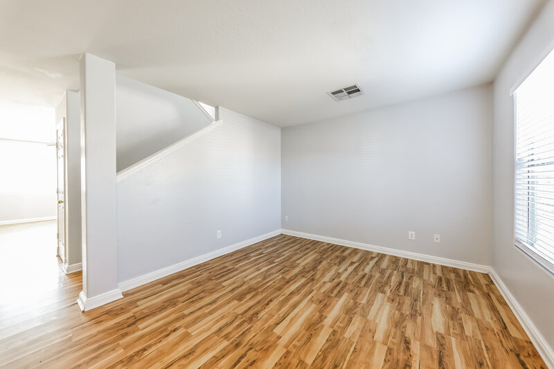 1,940/Mo, 16809 W Central St Surprise, AZ 85388 Living Room View