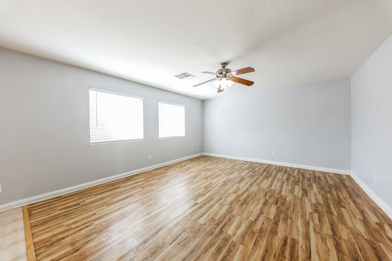 1,940/Mo, 16809 W Central St Surprise, AZ 85388 Family Room View