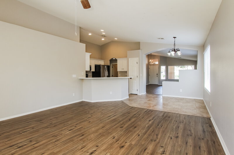 2,285/Mo, 8019 W Alex Ave Peoria, AZ 85382 Dining Room View