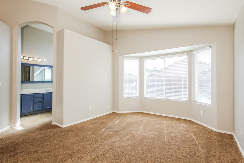 2,285/Mo, 8019 W Alex Ave Peoria, AZ 85382 Main Bedroom View