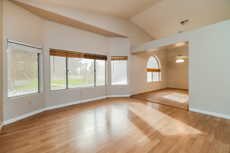 2,500/Mo, 1449 E Laurel Ave Gilbert, AZ 85234 Misc View